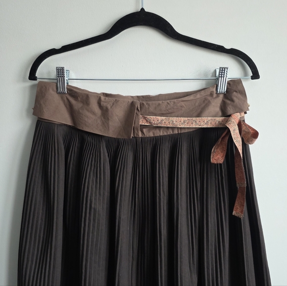 HUGO Hugo Boss Roxana Pleated Midi Skirt Brown Wrap Tie Waist Size US 4 - Picture 2 of 12